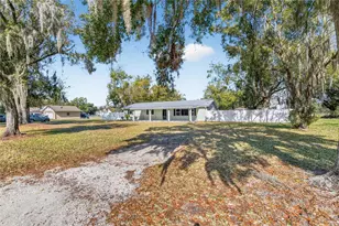 902 Charlie Griffin Rd, Plant City, FL 33566 - Photo 8