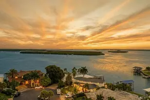 891 Island Way, Clearwater Beach, FL 33767 - Photo 2