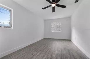 541 E Lime St, Tarpon Springs, FL 34689 - Photo 22