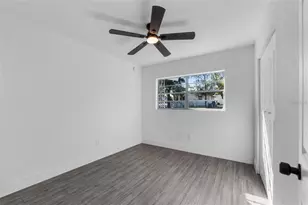 541 E Lime St, Tarpon Springs, FL 34689 - Photo 12