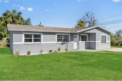 541 E Lime Street, Tarpon Springs, FL 34689 - Photo 2