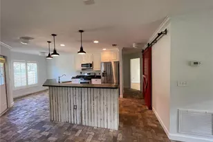 11956 Neal Rd, Lithia, FL 33547 - Photo 4