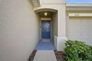 15517 Bawtree Gate Ln, Sun City Center, FL 33573 - Photo 2