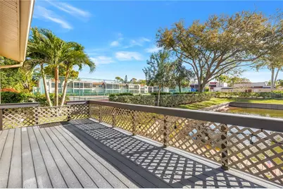 9049 Antigua Drive, Seminole, FL 33777 - Photo 4