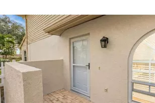 9049 Antigua Dr, Seminole, FL 33777 - Photo 4