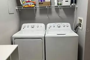 10764 70th Ave, Seminole, FL 33772 - Photo 14