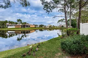 605 Vallance Way NE, Saint Petersburg, FL 33716 - Photo 4