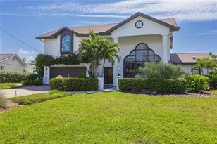 3901 13th Way NE, Saint Petersburg, FL 33703 - Photo 1