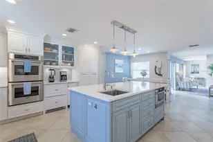 3901 13th Way NE, Saint Petersburg, FL 33703 - Photo 8