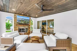 145 Bay Point Dr NE, Saint Petersburg, FL 33704 - Photo 34