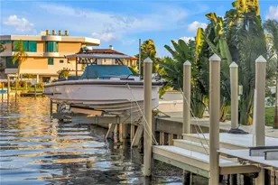 145 Bay Point Dr NE, Saint Petersburg, FL 33704 - Photo 54