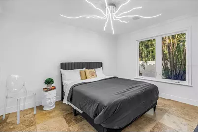 145 Bay Point Drive NE, Saint Petersburg, FL 33704 - Photo 26