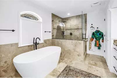 145 Bay Point Drive NE, Saint Petersburg, FL 33704 - Photo 30