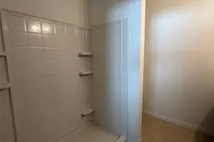 10212 Hawk Storm Ave, Tampa, FL 33610 - Photo 8