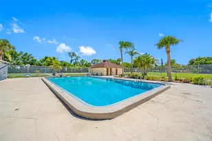 9994 83rd St, Seminole, FL 33777 - Photo 54