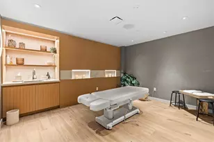 1020 Sunset Point Rd, Clearwater, FL 33755 - Photo 38