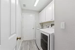 391 Wood Bridge Ave, Tarpon Springs, FL 34689 - Photo 36