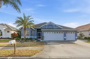 391 Wood Bridge Ave, Tarpon Springs, FL 34689 - Photo 2