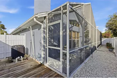 391 Wood Bridge Avenue, Tarpon Springs, FL 34689 - Photo 46