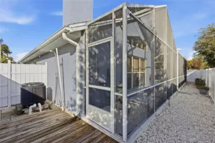 391 Wood Bridge Ave, Tarpon Springs, FL 34689 - Photo 46