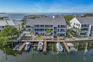 803 Bahia Del Sol Dr, Ruskin, FL 33570 - Photo 4