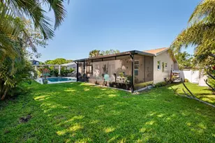 6001 19th St NE, Saint Petersburg, FL 33703 - Photo 22