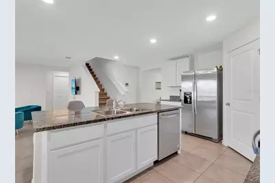 5446 Logan Cave Avenue, Wimauma, FL 33598 - Photo 14