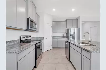 16792 Glacier Bay Loop, Wimauma, FL 33598 - Photo 8