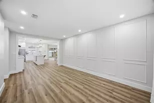 10508 N Myrtle St, Tampa, FL 33617 - Photo 8