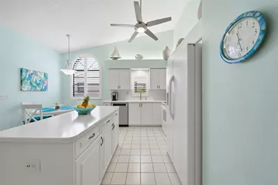 5550 Salem Square Drive S, Palm Harbor, FL 34685 - Photo 10