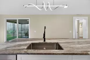 5612 Mallow St, New Port Richey, FL 34652 - Photo 10