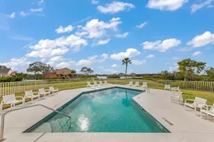 9434 Tara Cay Ct, Seminole, FL 33776 - Photo 28