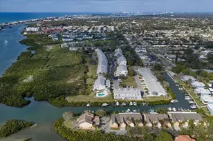 9434 Tara Cay Ct, Seminole, FL 33776 - Photo 38