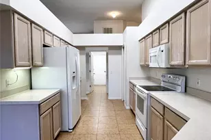 9007 Westbay Blvd, Tampa, FL 33615 - Photo 8