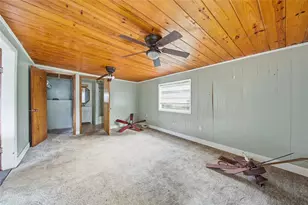 37236 Poinsettia Ave, Dade City, FL 33525 - Photo 18