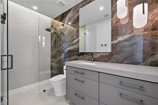 1075 31st Terrace NE, Saint Petersburg, FL 33704 - Photo 28