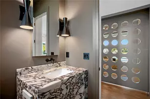 1075 31st Terrace NE, Saint Petersburg, FL 33704 - Photo 12