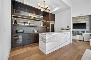 1075 31st Terrace NE, Saint Petersburg, FL 33704 - Photo 10