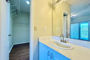 10110 Winsford Oak Blvd, Tampa, FL 33624 - Photo 14