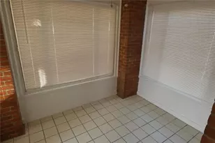 210 43rd Ave N, Saint Petersburg, FL 33703 - Photo 4