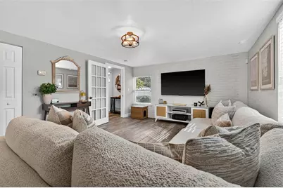 718 26th Avenue N, Saint Petersburg, FL 33704 - Photo 8