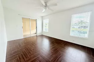 20 Emerald Bay Dr, Oldsmar, FL 34677 - Photo 10