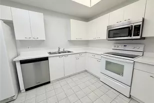 20 Emerald Bay Dr, Oldsmar, FL 34677 - Photo 6