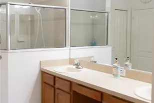 2802 Torrance Dr, Land O Lakes, FL 34638 - Photo 10