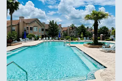 17942 Villa Creek Drive #17942, Tampa, FL 33647 - Photo 2