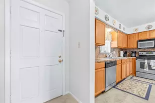 1706 Belleair Forest Dr, Belleair, FL 33756 - Photo 8