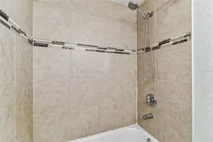 1510 W Powhatan Ave, Tampa, FL 33603 - Photo 32