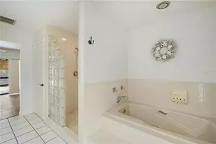 109 Holly Tree Ln, Brandon, FL 33511 - Photo 10