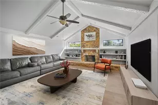 109 Holly Tree Ln, Brandon, FL 33511 - Photo 4