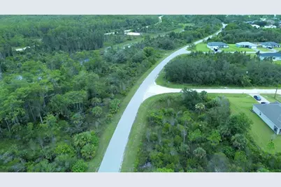 486 Westchester Drive, Lehigh Acres, FL 33972 - Photo 4